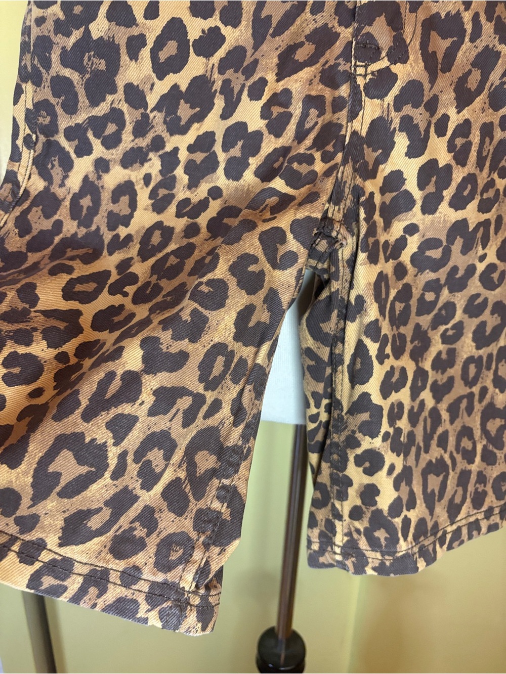 Bershka Leopard Print Bermuda Shorts - Jorts - Picture 8 of 10